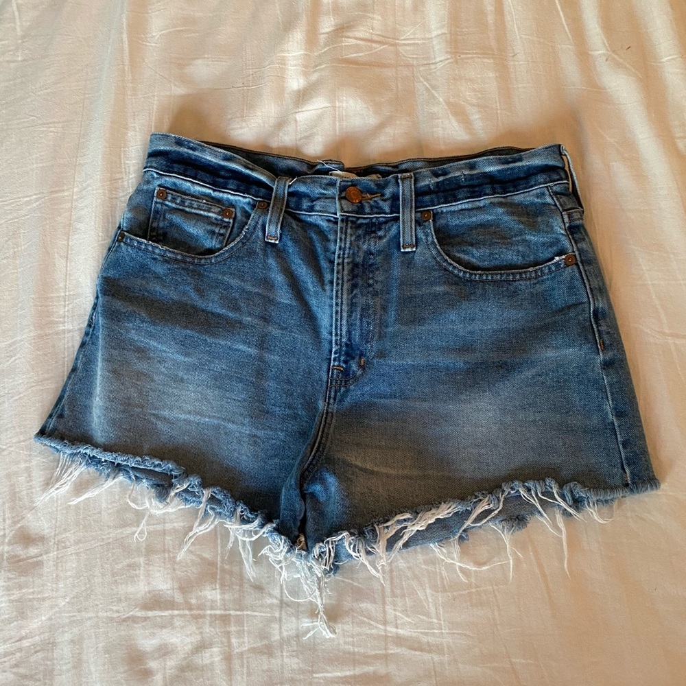 Madewell “the perfect jean short”
